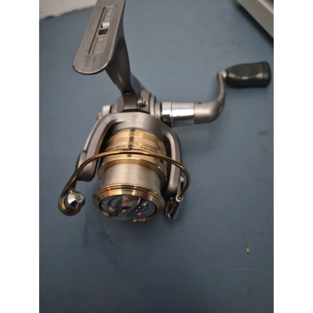 Daiwa D Shock 1500 5bearing Fishing Spinning Reel EUC